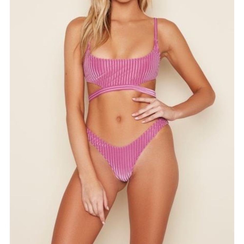 GROOVE BIKINI SET